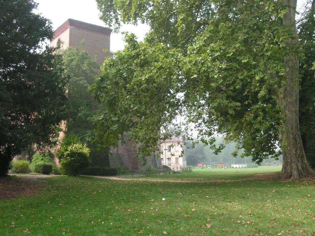 Castello Sannazzaro B&B Giarole Εξωτερικό φωτογραφία